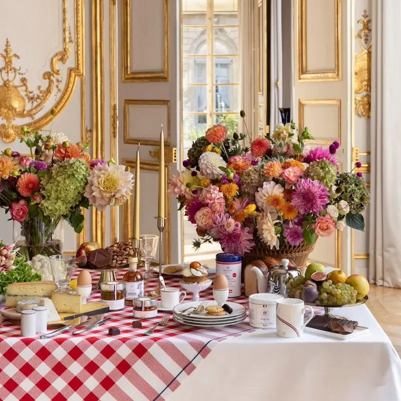 Bistrot franais red tablecloth by le jacquard franais